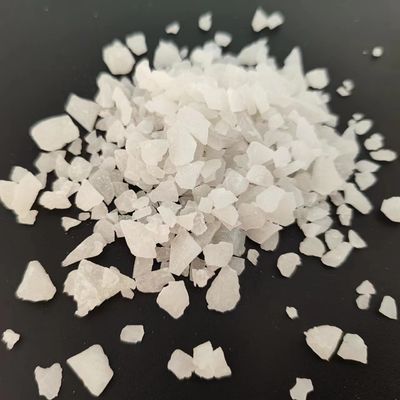 De hoge Efficiënte van het het Aluminiumsulfaat van 25kg 50kg Zoute Witte Vlokken